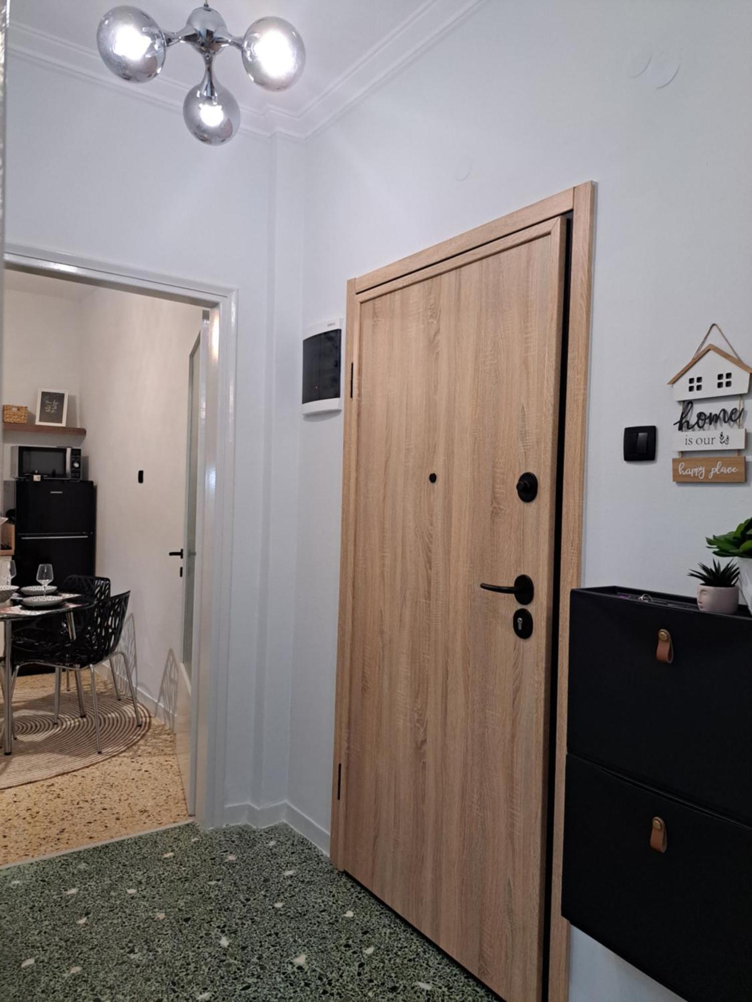 Stylish City Center Apartment Serres Extérieur photo