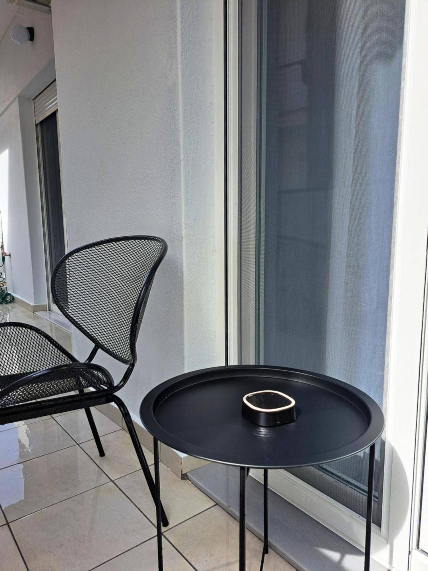Stylish City Center Apartment Serres Extérieur photo