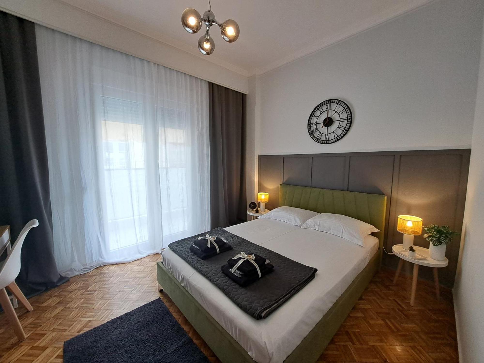 Stylish City Center Apartment Serres Extérieur photo