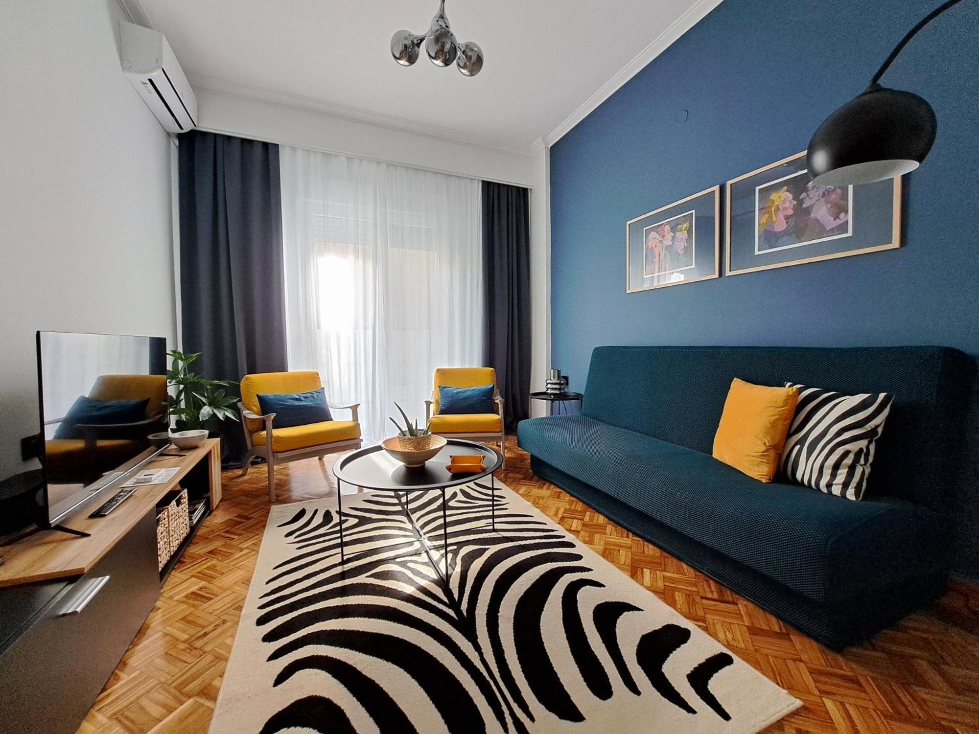 Stylish City Center Apartment Serres Extérieur photo