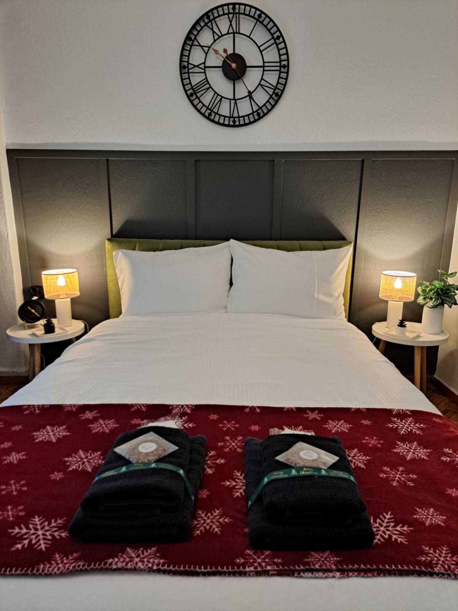 Stylish City Center Apartment Serres Extérieur photo